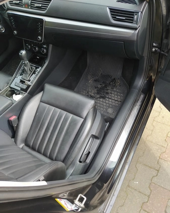 Skoda Superb cena 57900 przebieg: 145000, rok produkcji 2019 z Miłakowo małe 121